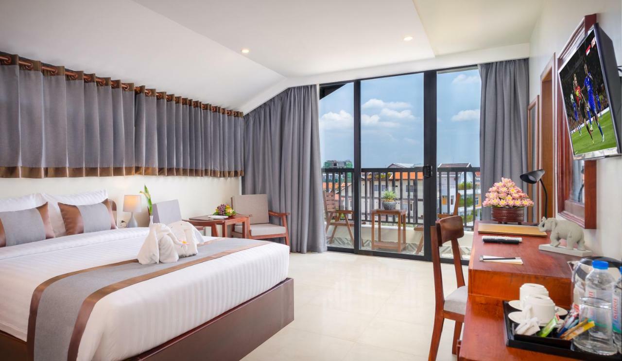 Mony Reach Angkor Siem Reap