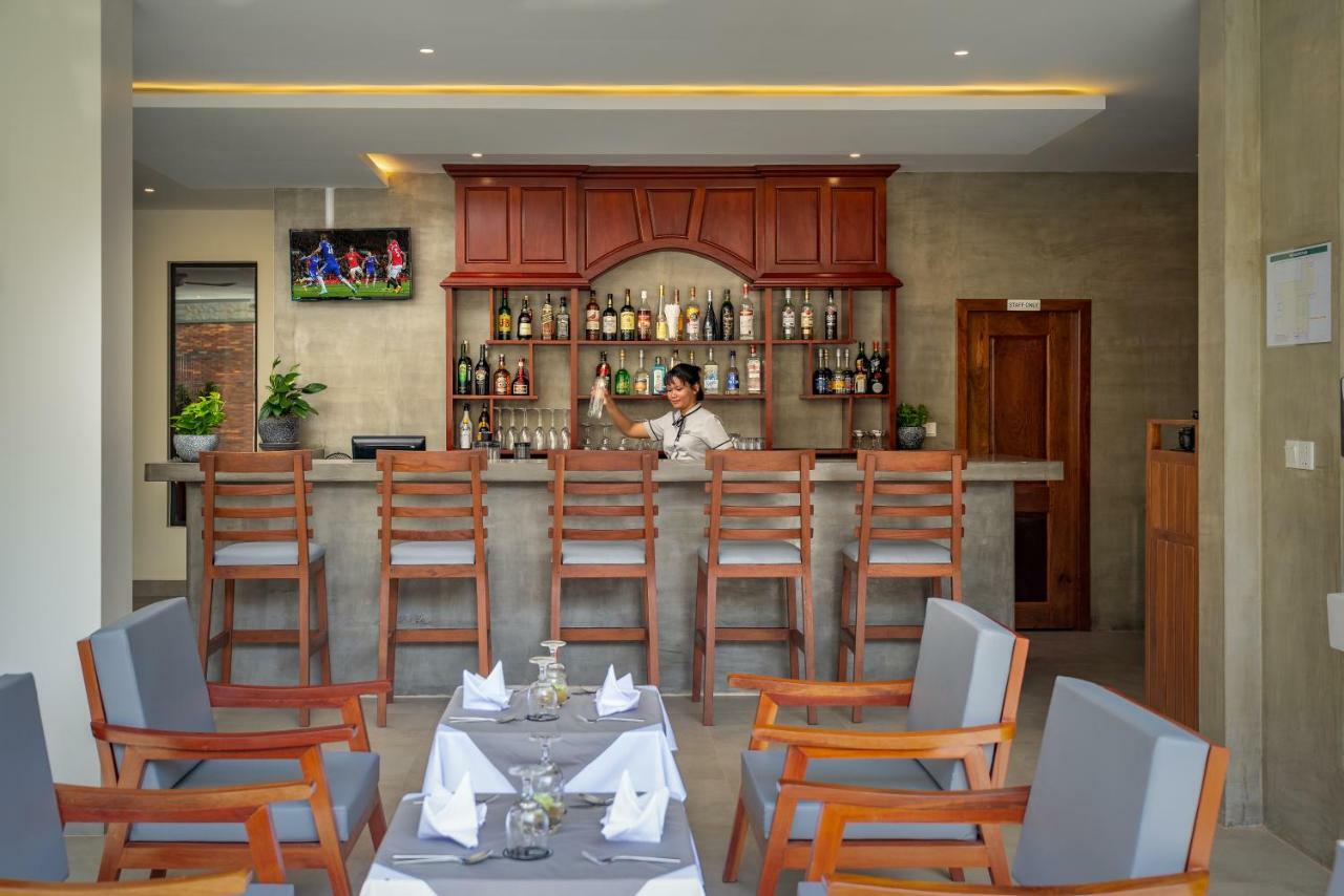 Mony Reach Angkor Siem Reap